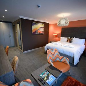 Taransay House, Small Hotel